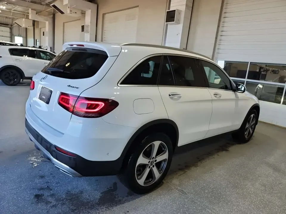 Mercedes-Benz GLC 300 2022