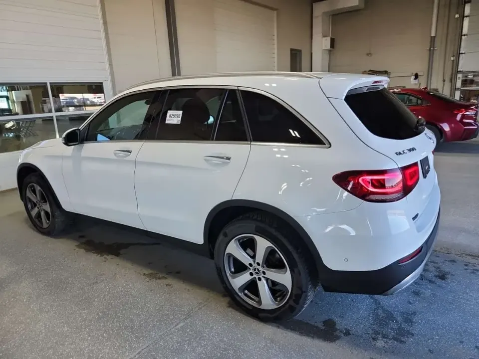 Mercedes-Benz GLC 300 2022