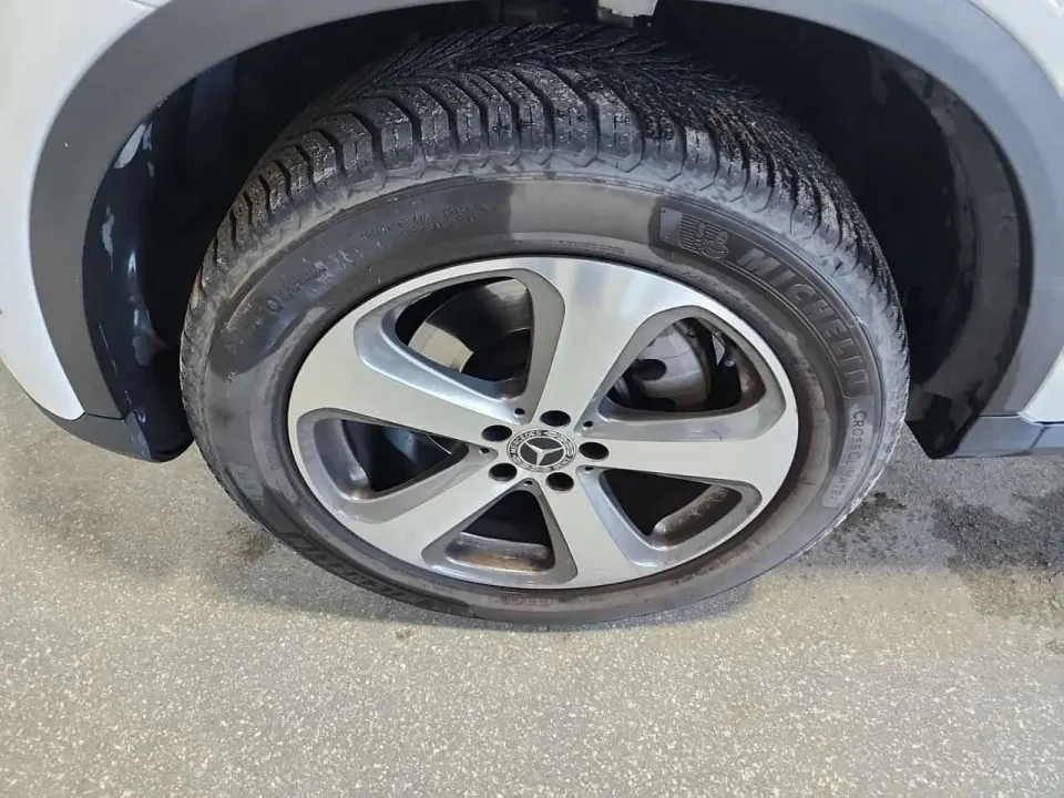 Mercedes-Benz GLC 300 2022