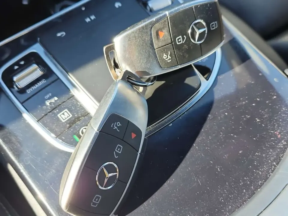Mercedes-Benz GLC 300 2022