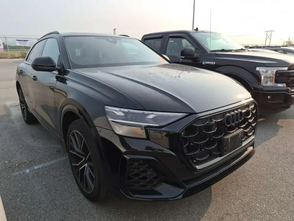 Audi Q8 PROGRESSIVE 2024