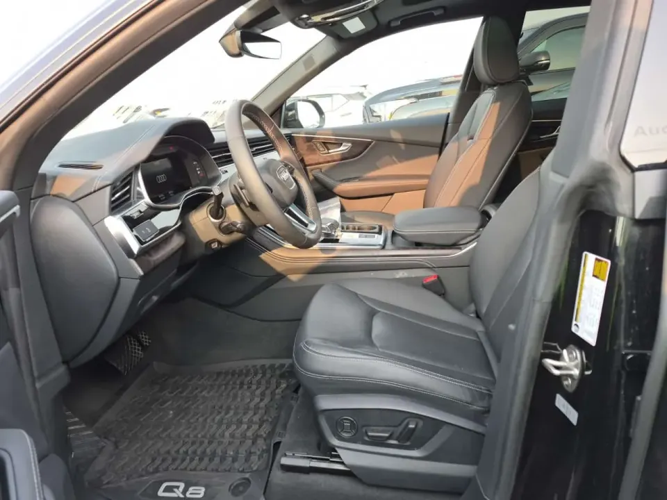 Audi Q8 PROGRESSIVE 2024
