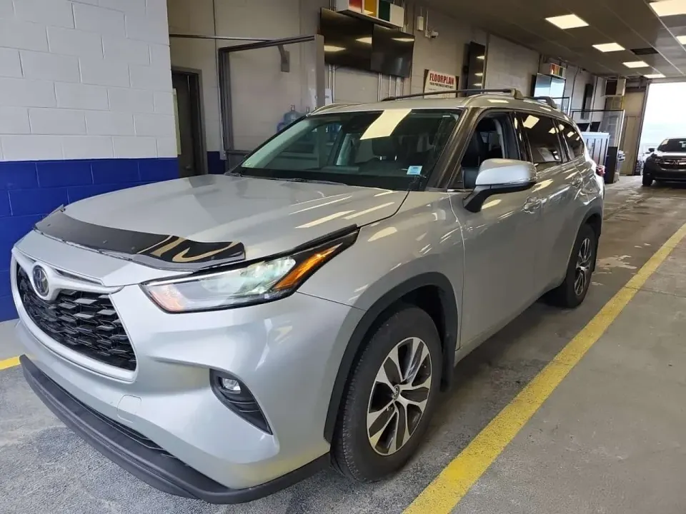 Toyota Highlander Awd Xle 2021