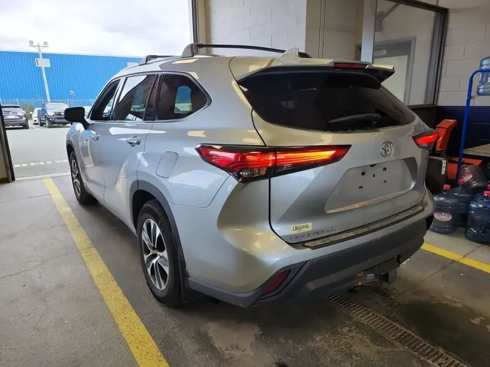 Toyota Highlander Awd Xle 2021