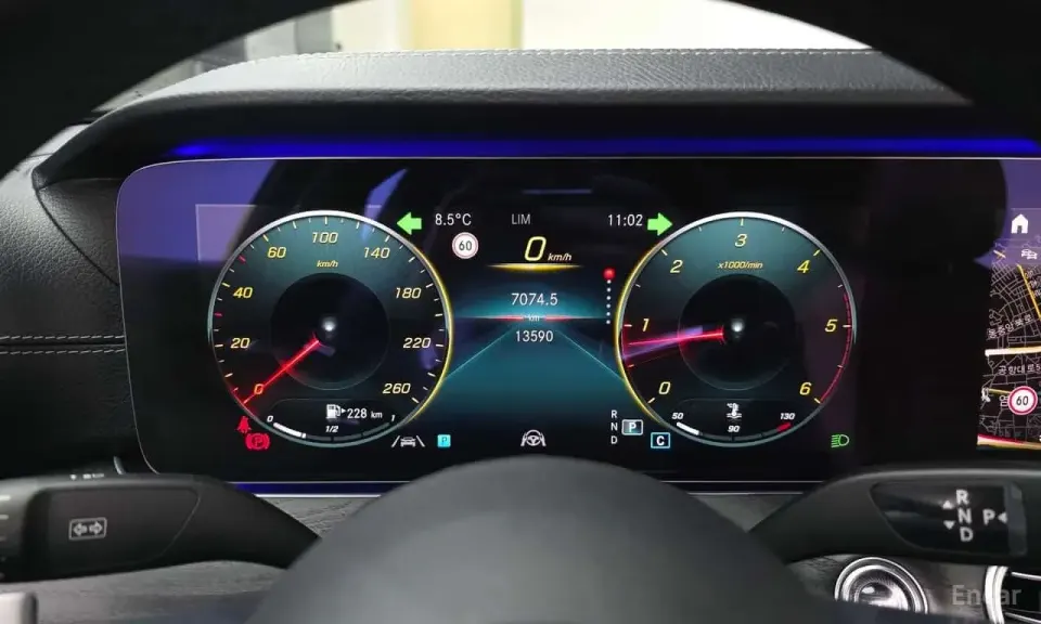 Mercedes-Benz E 220 E220d 4MATIC AMG Line 2020