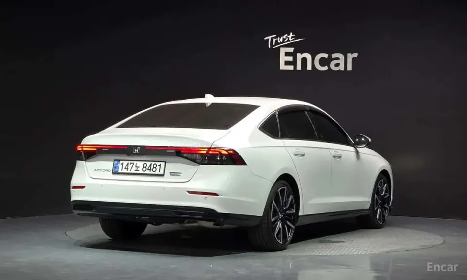 Honda Accord 2.0 Hybrid Touring 2024