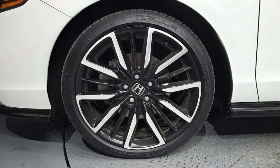 Honda Accord 2.0 Hybrid Touring 2024