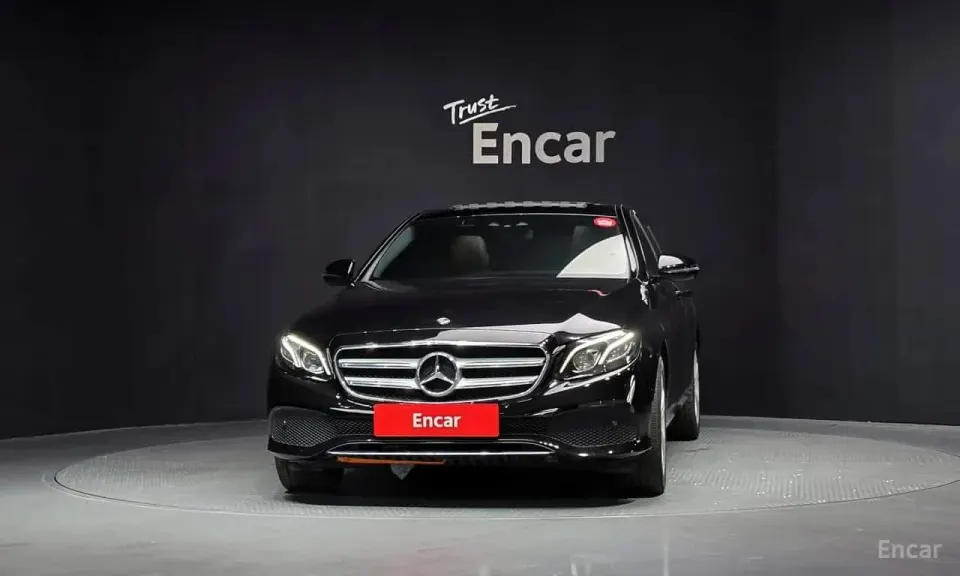 Mercedes-Benz E 220 E220d 4MATIC Avantgarde 2017