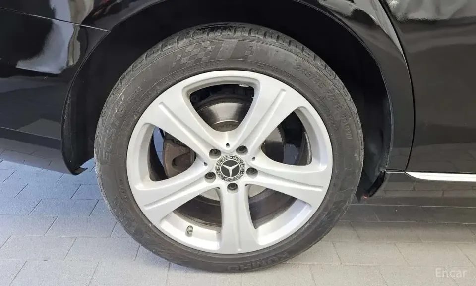Mercedes-Benz E 220 E220d 4MATIC Avantgarde 2017