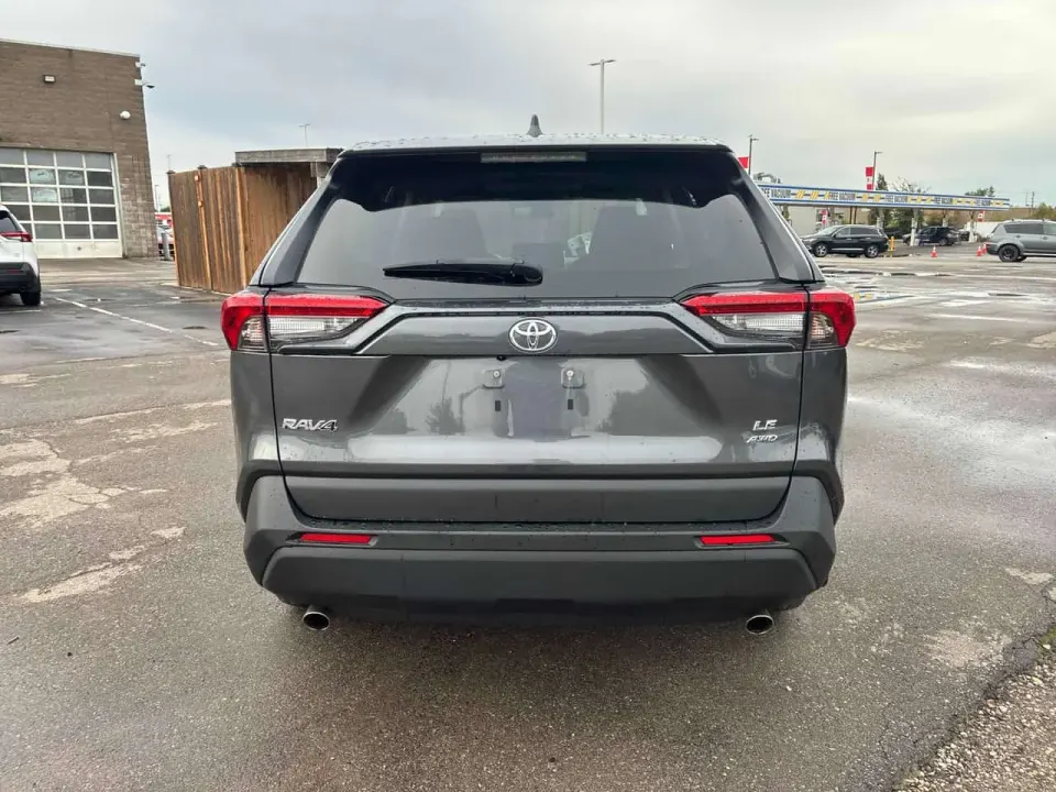 Toyota Rav4 LE 2023