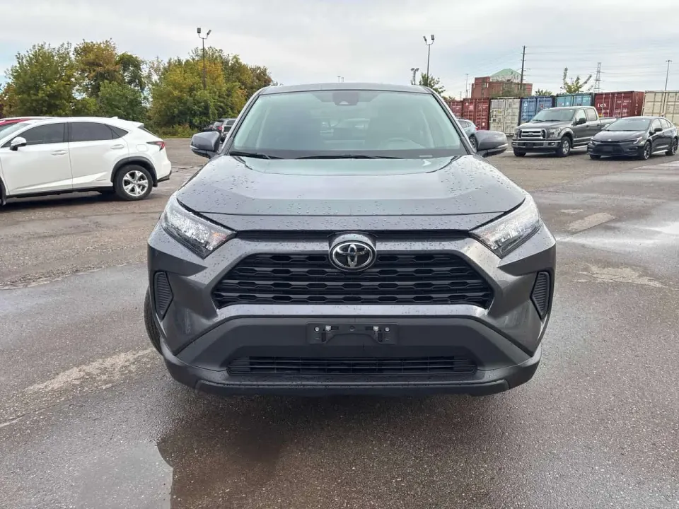 Toyota Rav4 LE 2023