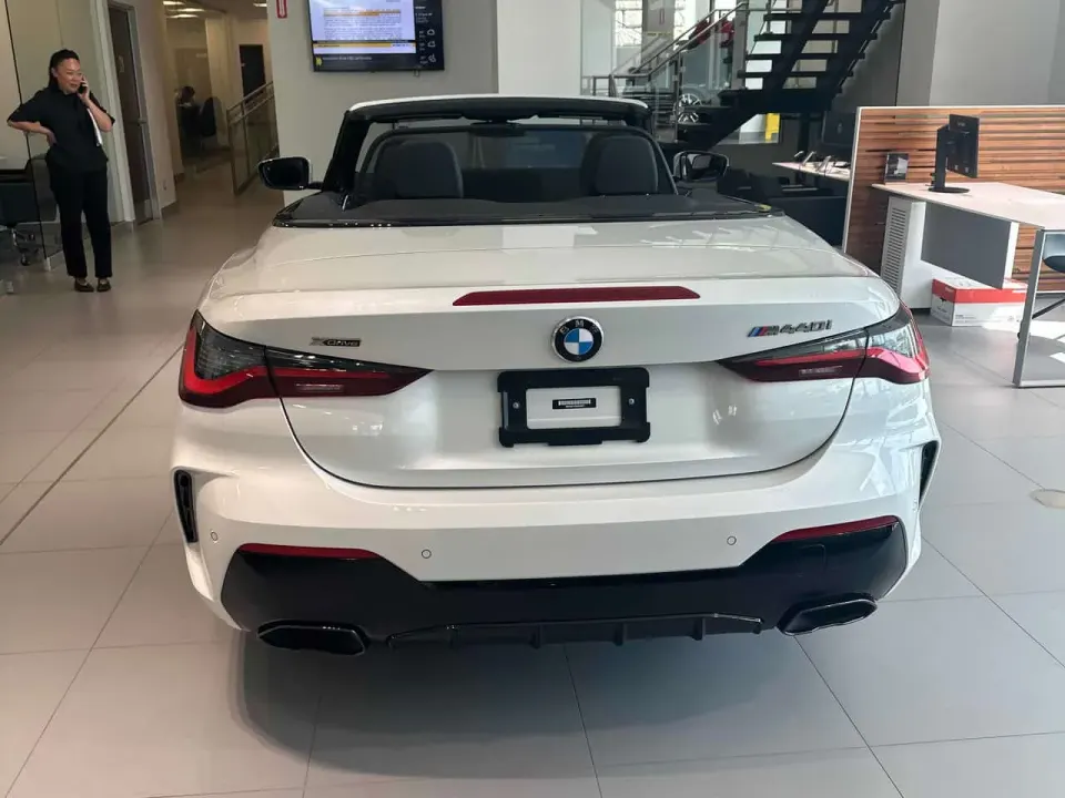BMW M440i xDrive 2024