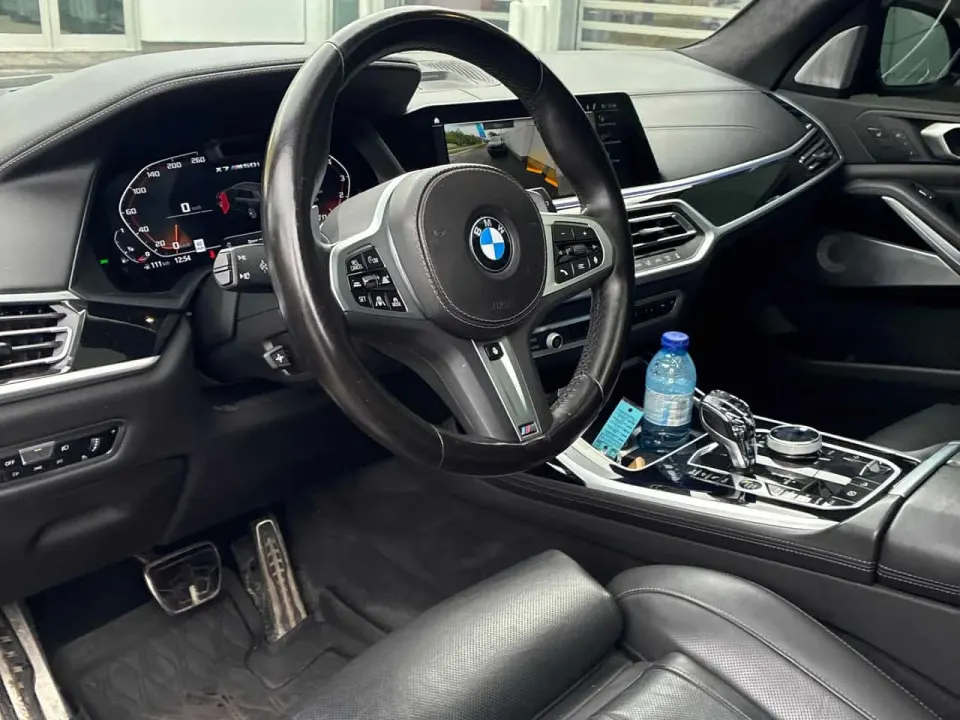 BMW X7 M50i 2022
