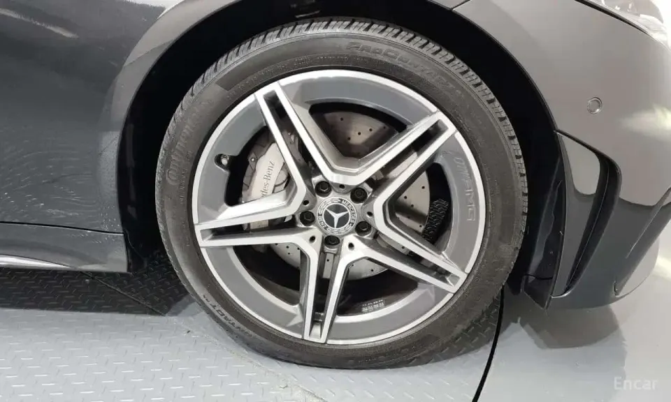Mercedes-Benz CLS300d 4MATIC 2022