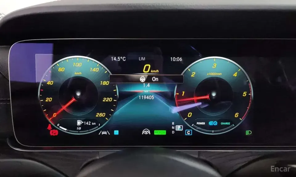 Mercedes-Benz CLS300d 4MATIC 2022