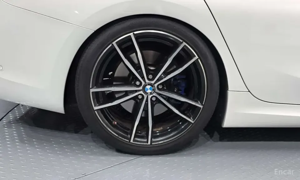 BMW 330i M Sport 2019