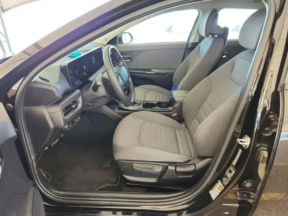 Kia K4 EX 2025