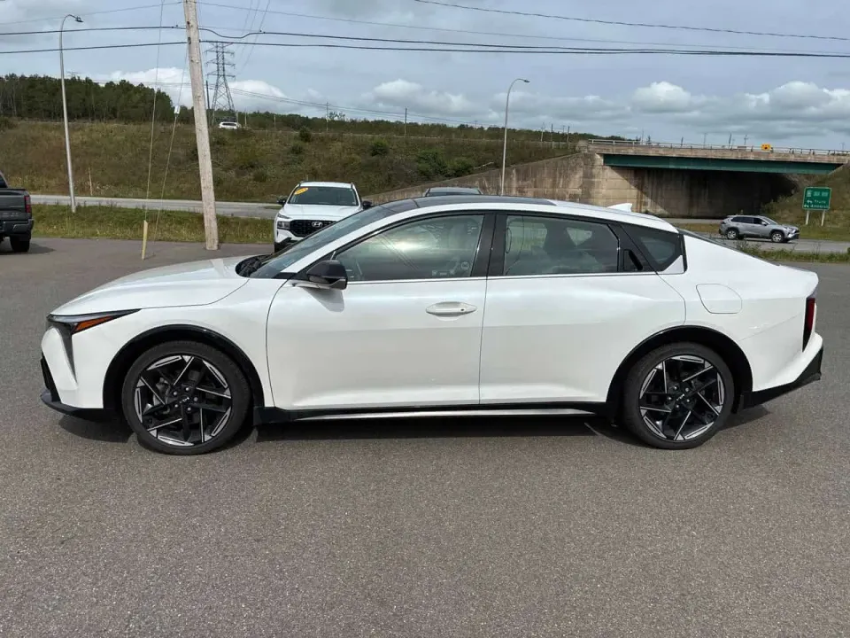 Kia K4 GT-Line Turbo 2025