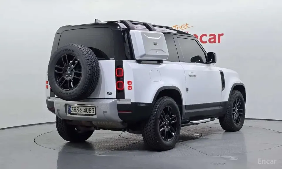 Land Rover Defender 90 D250 S 2021