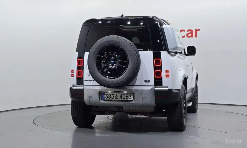 Land Rover Defender 90 D250 S 2021