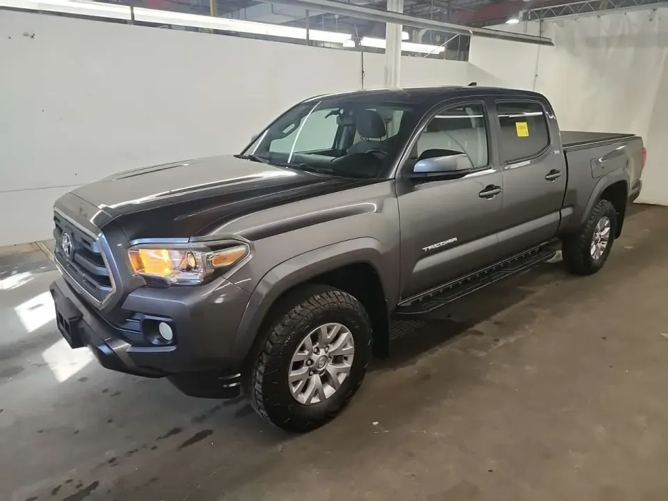 Toyota Tacoma SR5 OFF ROAD CREW CAB SHORT BED 2017