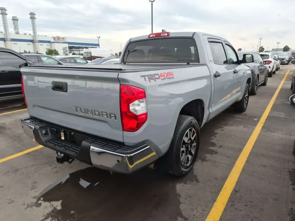Toyota Tundra 4x4 Crewmax Sr5 Crew Cab Short Bed 2021