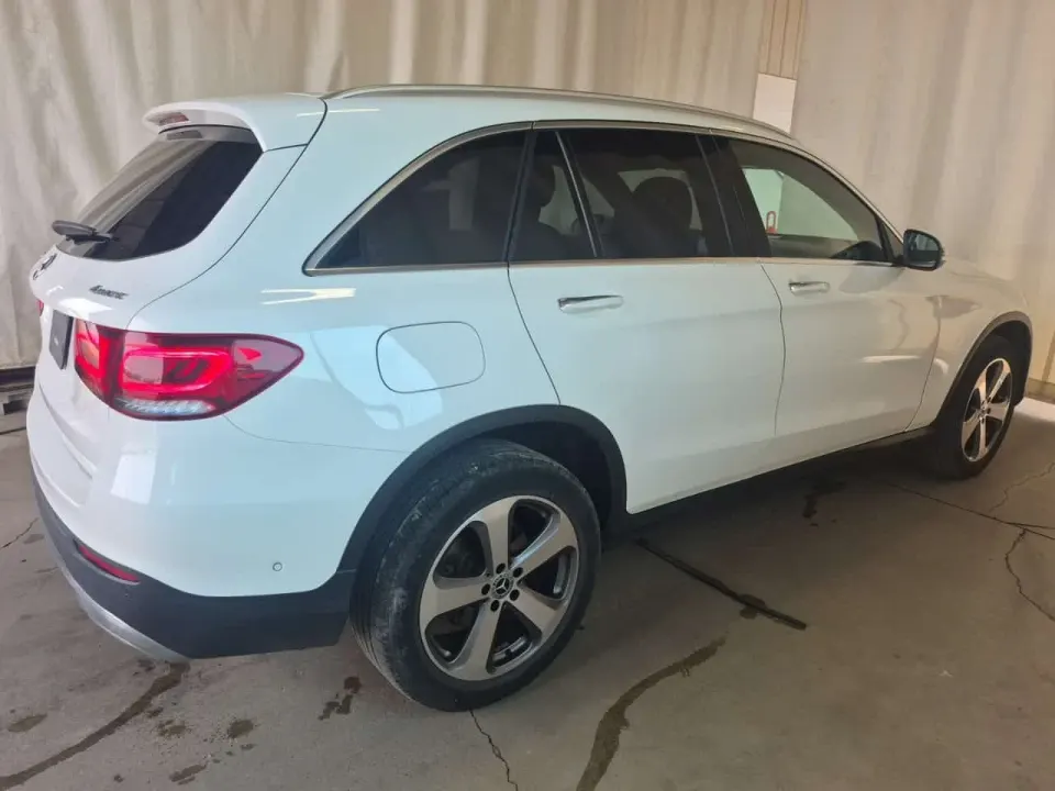 Mercedes-Benz GLC 300 2022