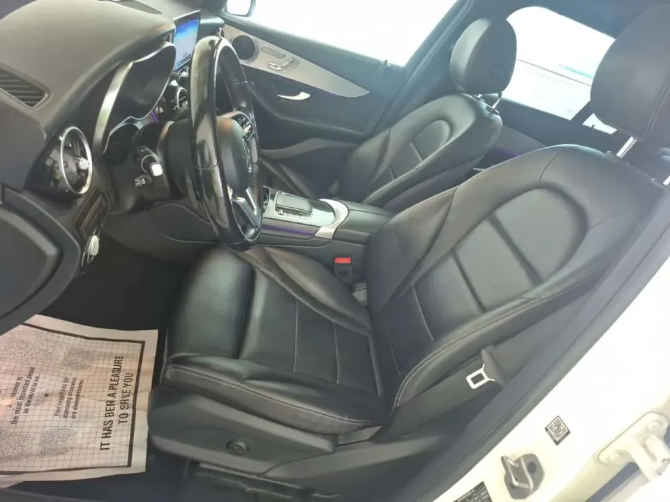 Mercedes-Benz GLC 300 2022