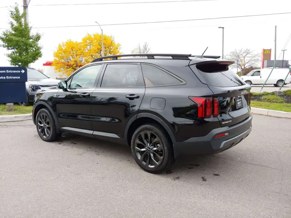Kia Sorento X-Line 2.5L AWD | 6 SEAT | HTD SEATS | 55K KM 2023