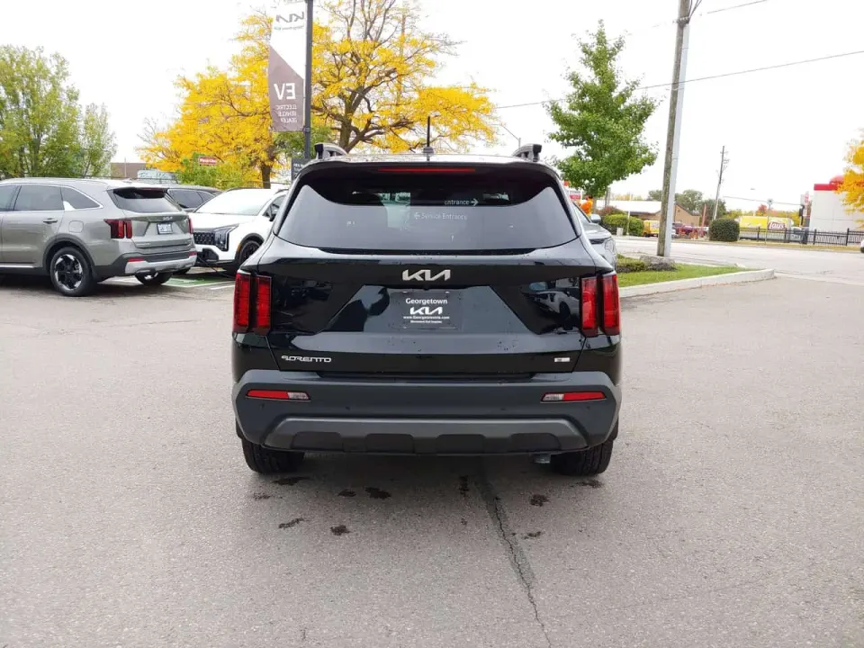 Kia Sorento X-Line 2.5L AWD | 6 SEAT | HTD SEATS | 55K KM 2023