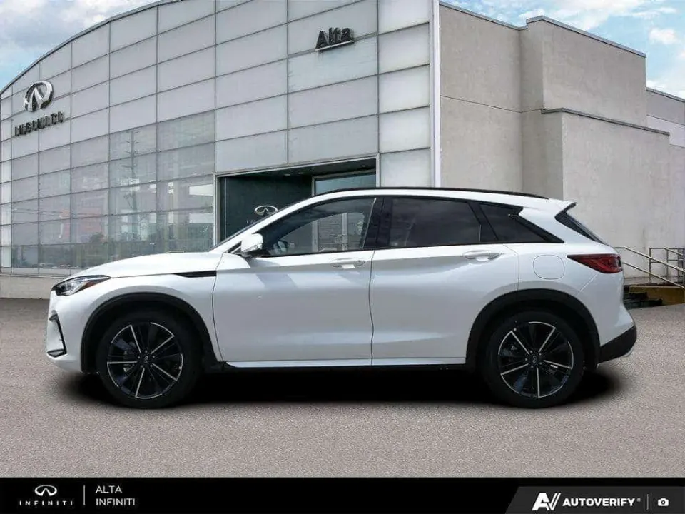 Infiniti QX50 2.0 Sport | Panoramic Roof | Memory Seats 2025