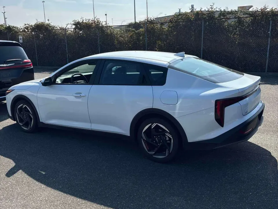 Kia K4 FWD 2025