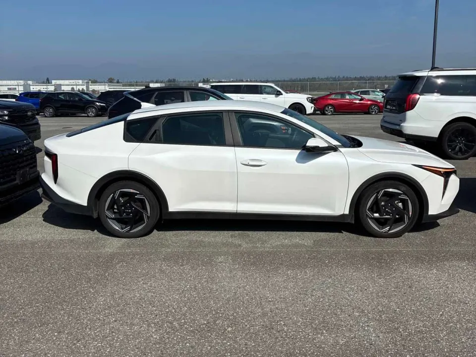 Kia K4 FWD 2025