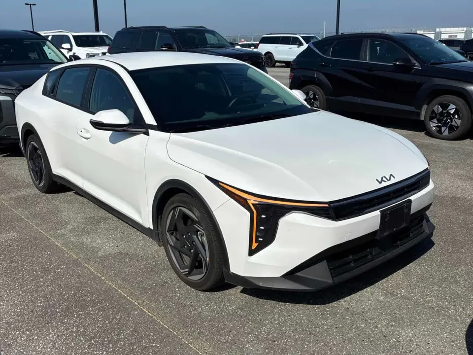 Kia K4 FWD 2025