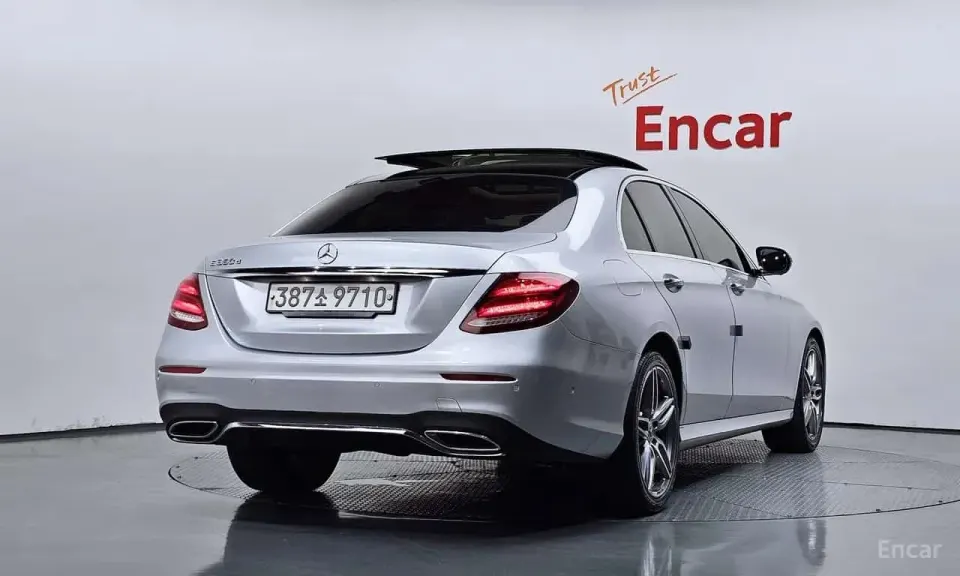 Mercedes-Benz E 350 E350d 2017