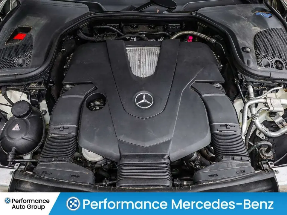 Mercedes-Benz E 400 WinterTiresINC|18"AMG|PanoRoof|Carplay|Heatedseats 2017