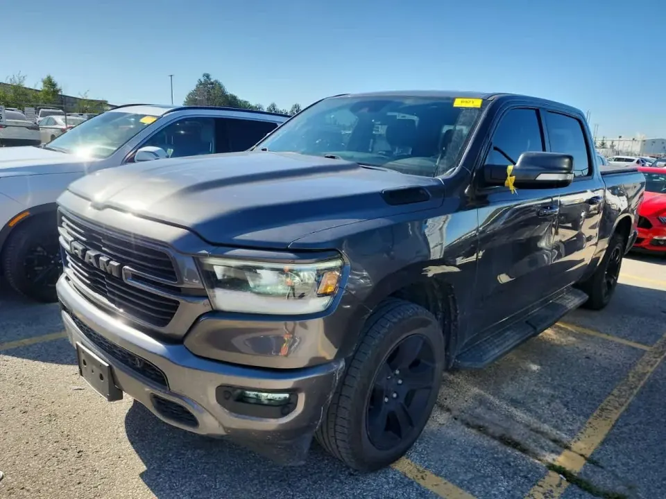 Dodge RAM 1500 4x4 Crew Cab 5'7" Box Sport Crew Cab Short Bed 2022