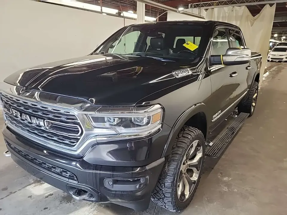 Dodge RAM 1500 LIMITED CREW CAB SHORT BED 2022