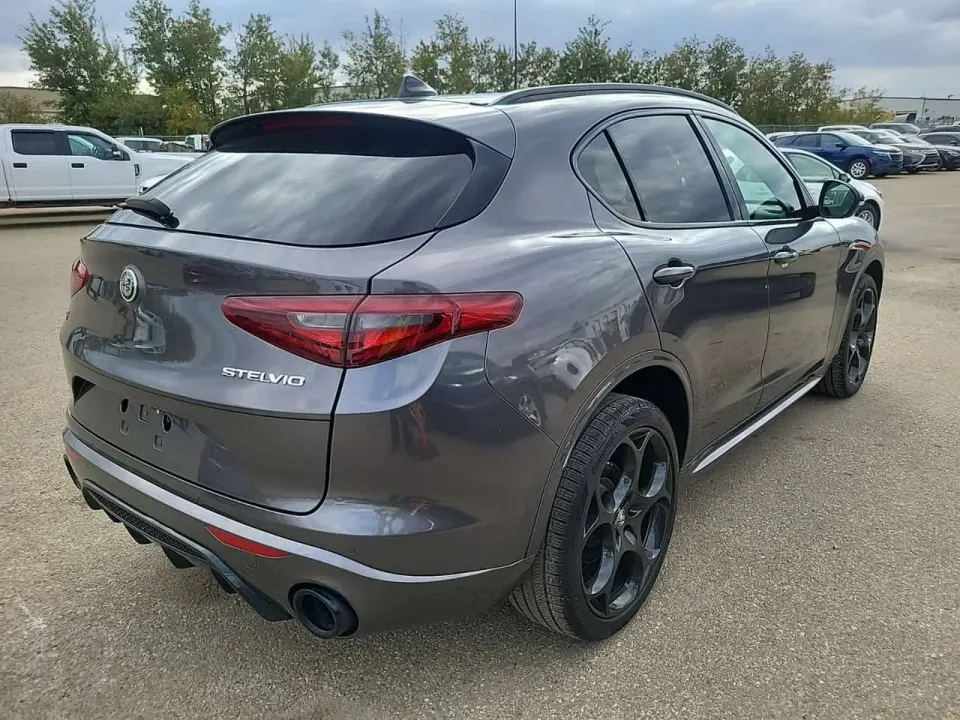 Alfa Romeo Stelvio VELOCE 2022