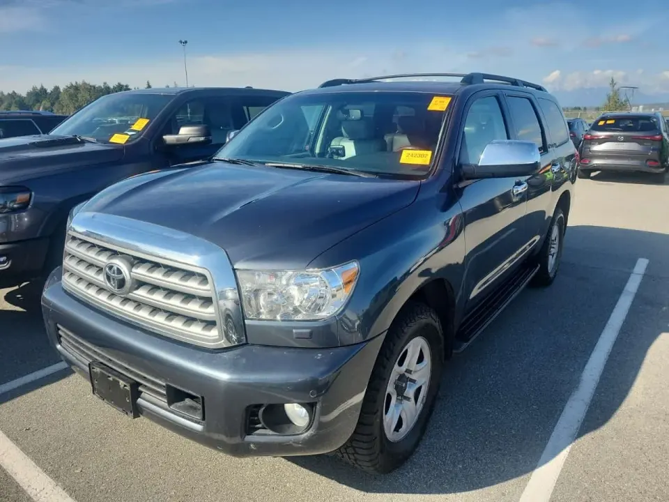 Toyota Sequoia PLATINUM 2010