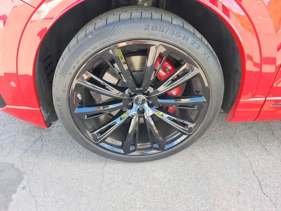 Audi SQ8 4.0 TFSI quattro 2025