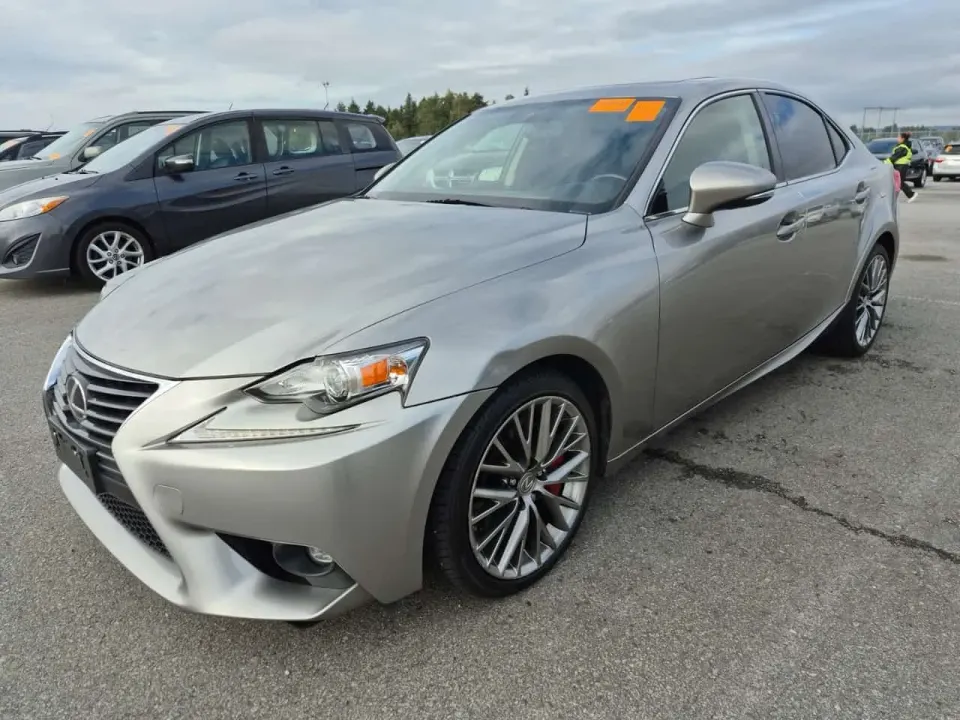 Lexus IS 300 4DR SDN AWD 2016
