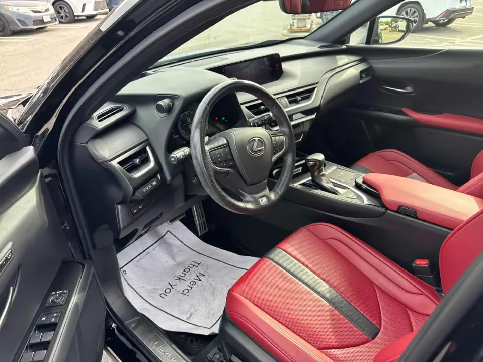 Lexus UX 250h 2020