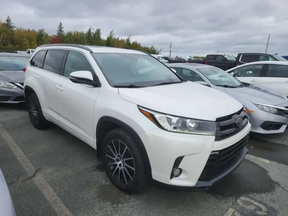 Toyota Highlander Awd 4dr Xle 2017