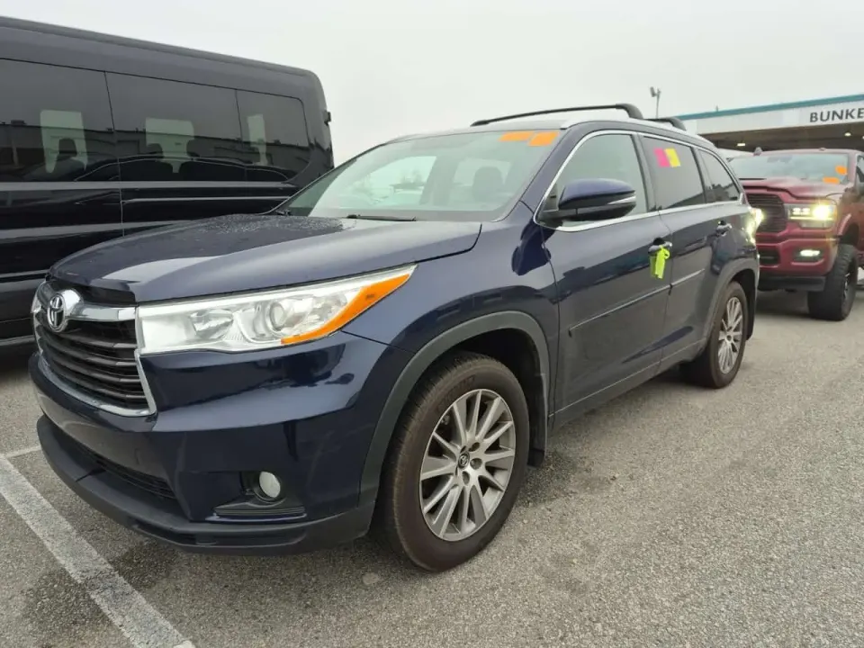 Toyota Highlander XLE 2016