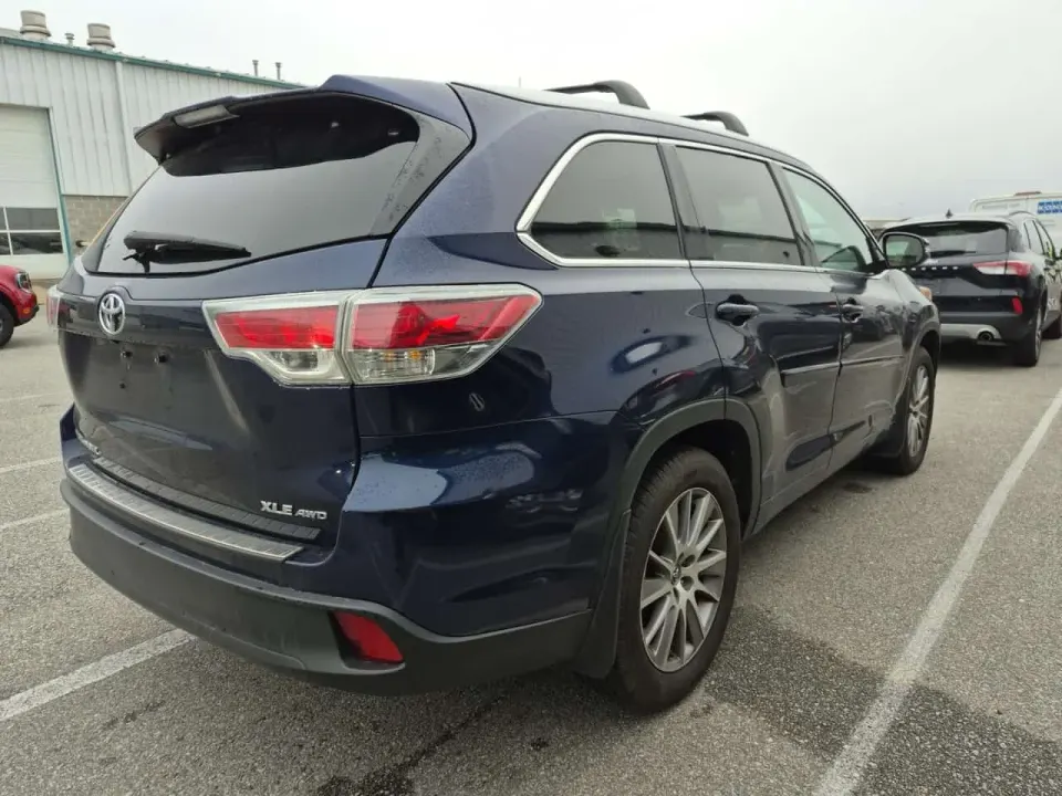 Toyota Highlander XLE 2016