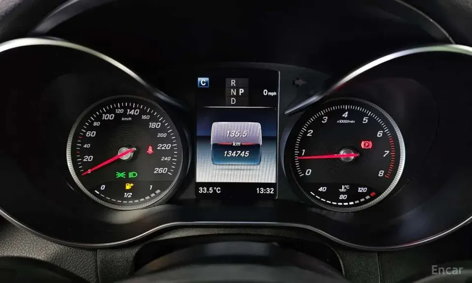Mercedes-Benz GLC300 4MATIC AMG Line 2019