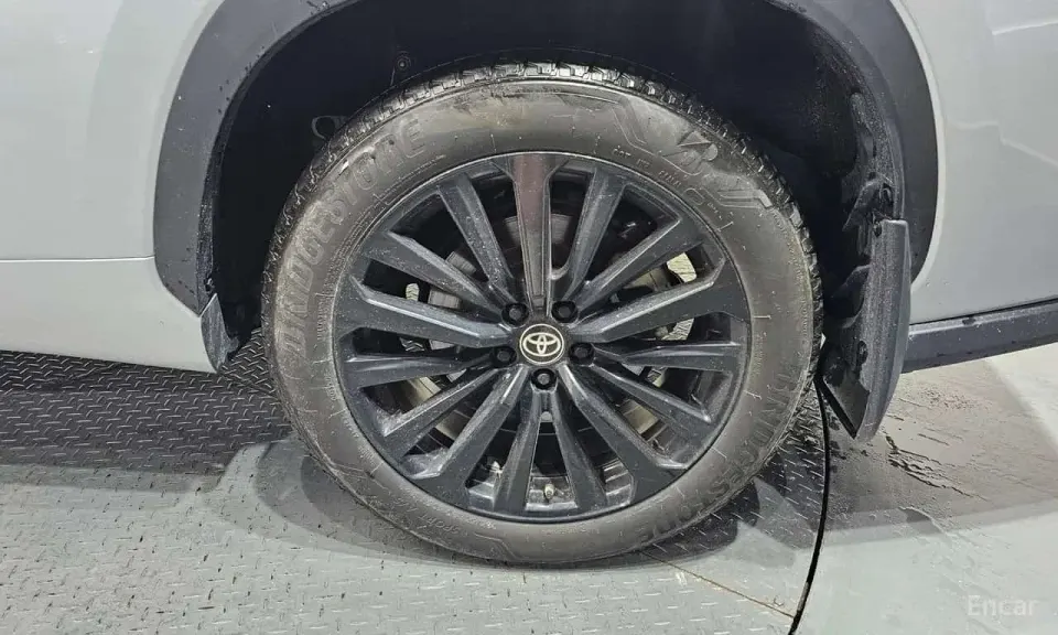 Toyota Highlander 2.5 4WD Limited 2023