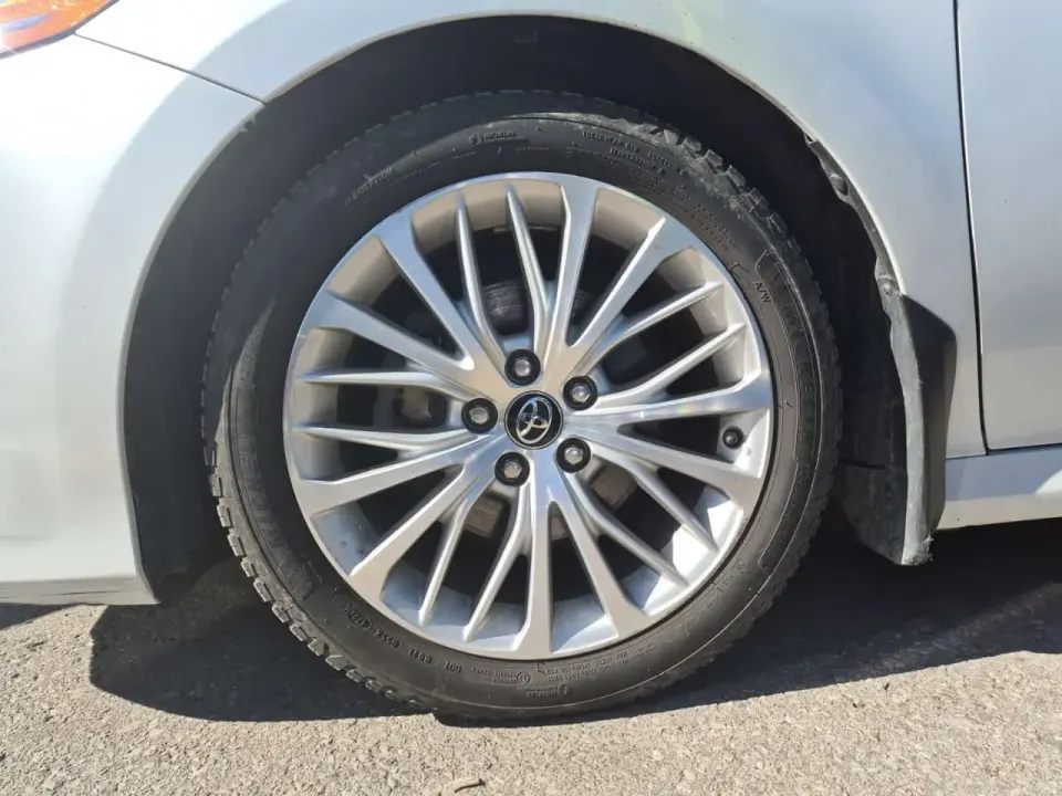 Toyota Camry Auto Xle 2018