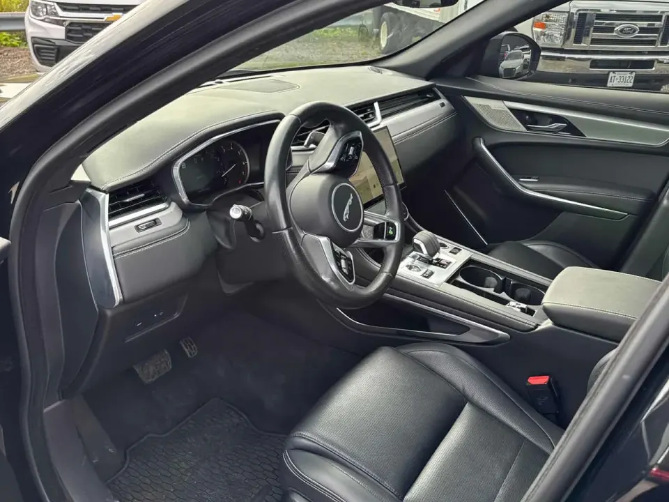 Jaguar F-PACE R-Dynamic S 2023